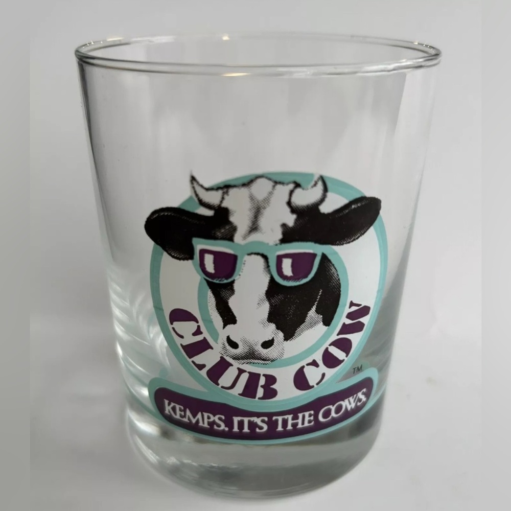 Club Cow Kemp's It's The Cows Glass 4-1/8" tall x 3"